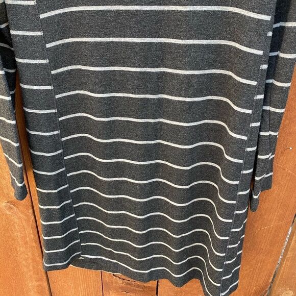 Lou & Grey‎ Striped Sweater Dress - Picture 6 of 9